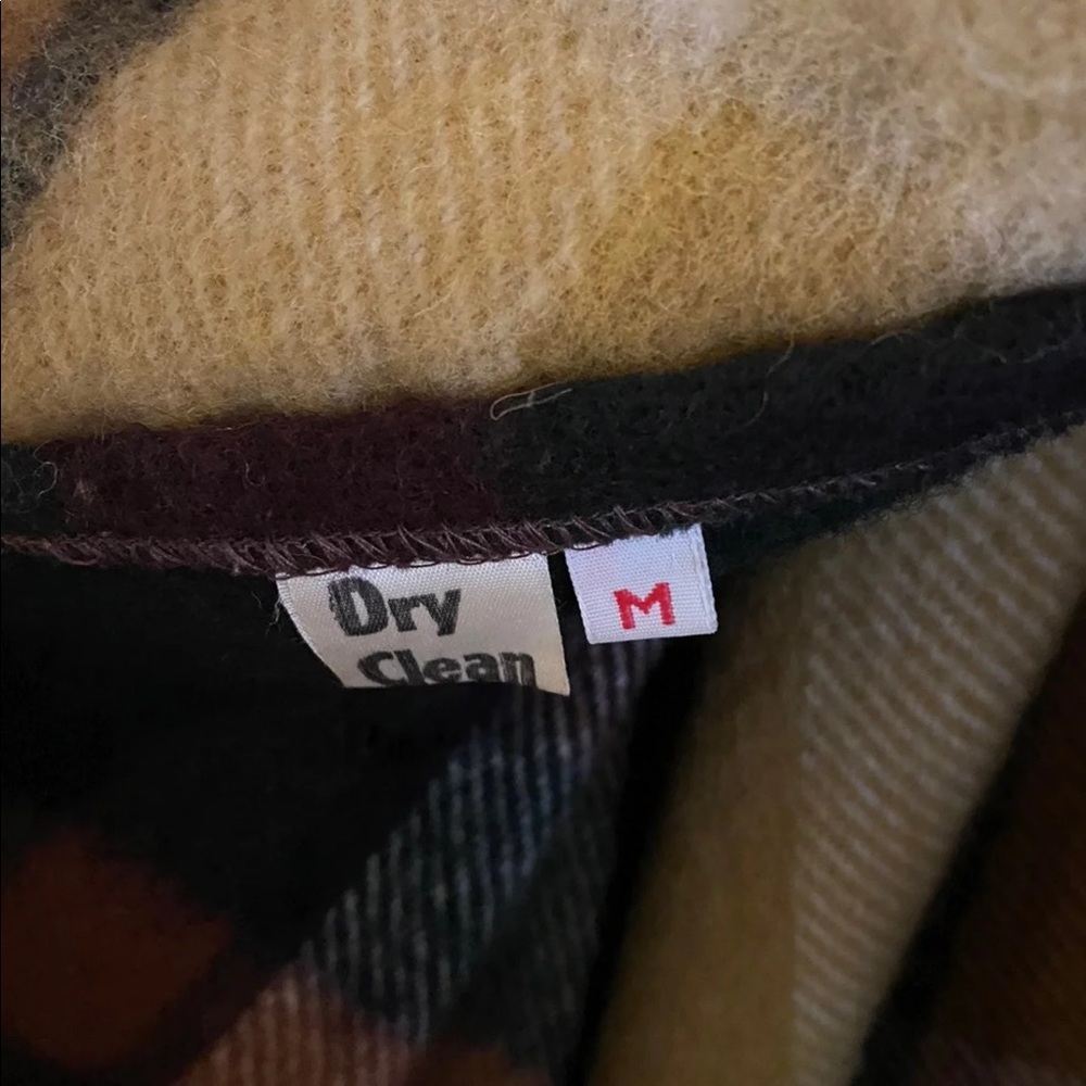 Vintage 100% Wool Poncho/Cape - Picture 6 of 7